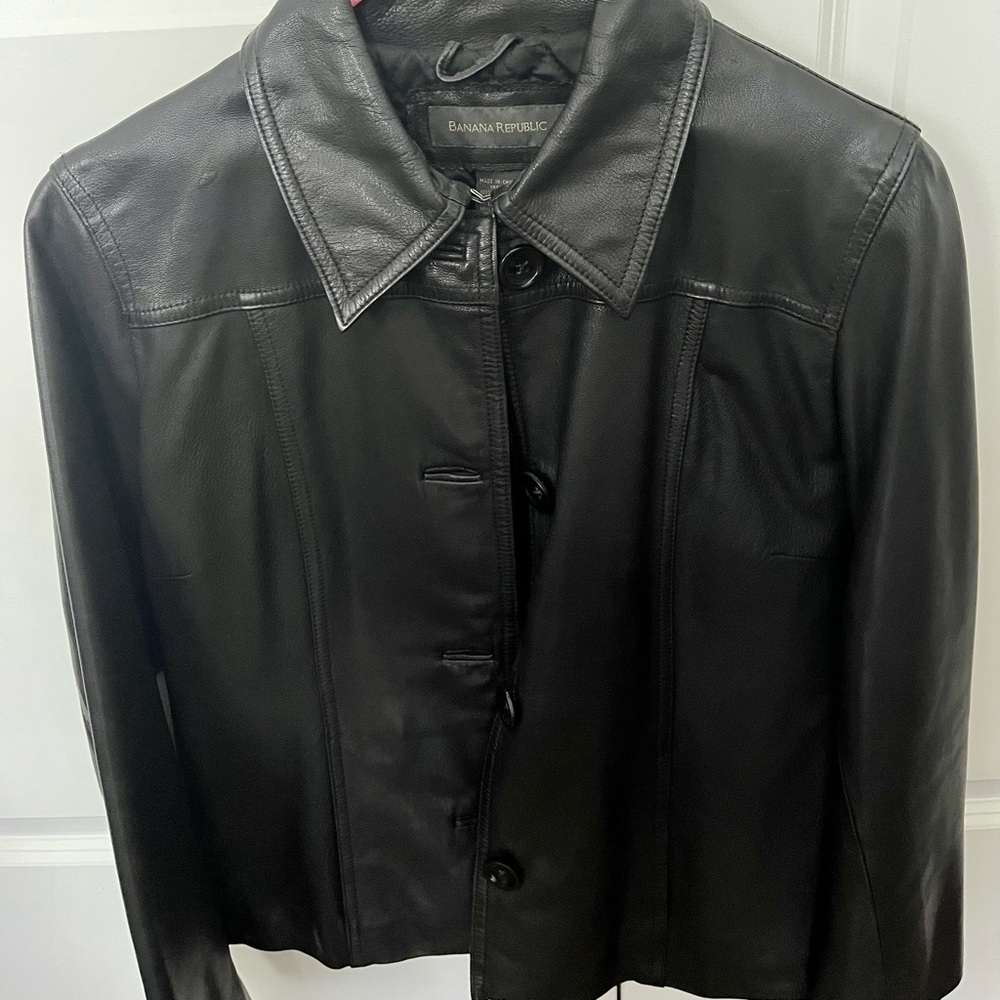 Vintage Banana Republic structured leather coat